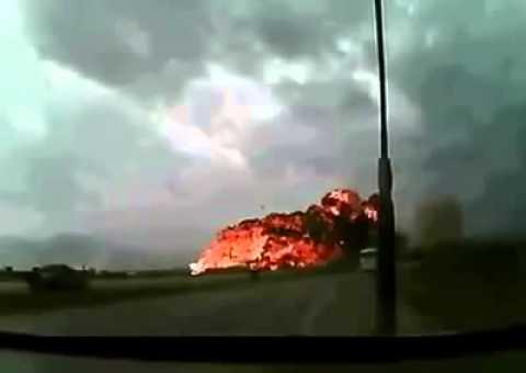 Veja o vídeo do Boeing-747 que caiu no Afeganistão